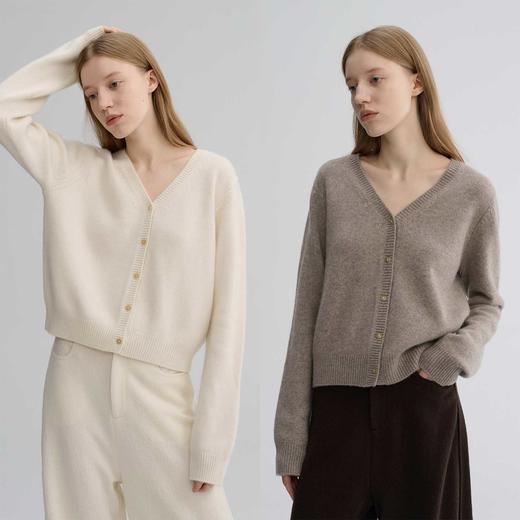 MAISON CECILE 羊绒羊毛亲肤慵懒感温柔精致V领软糯针织小开衫 商品图0