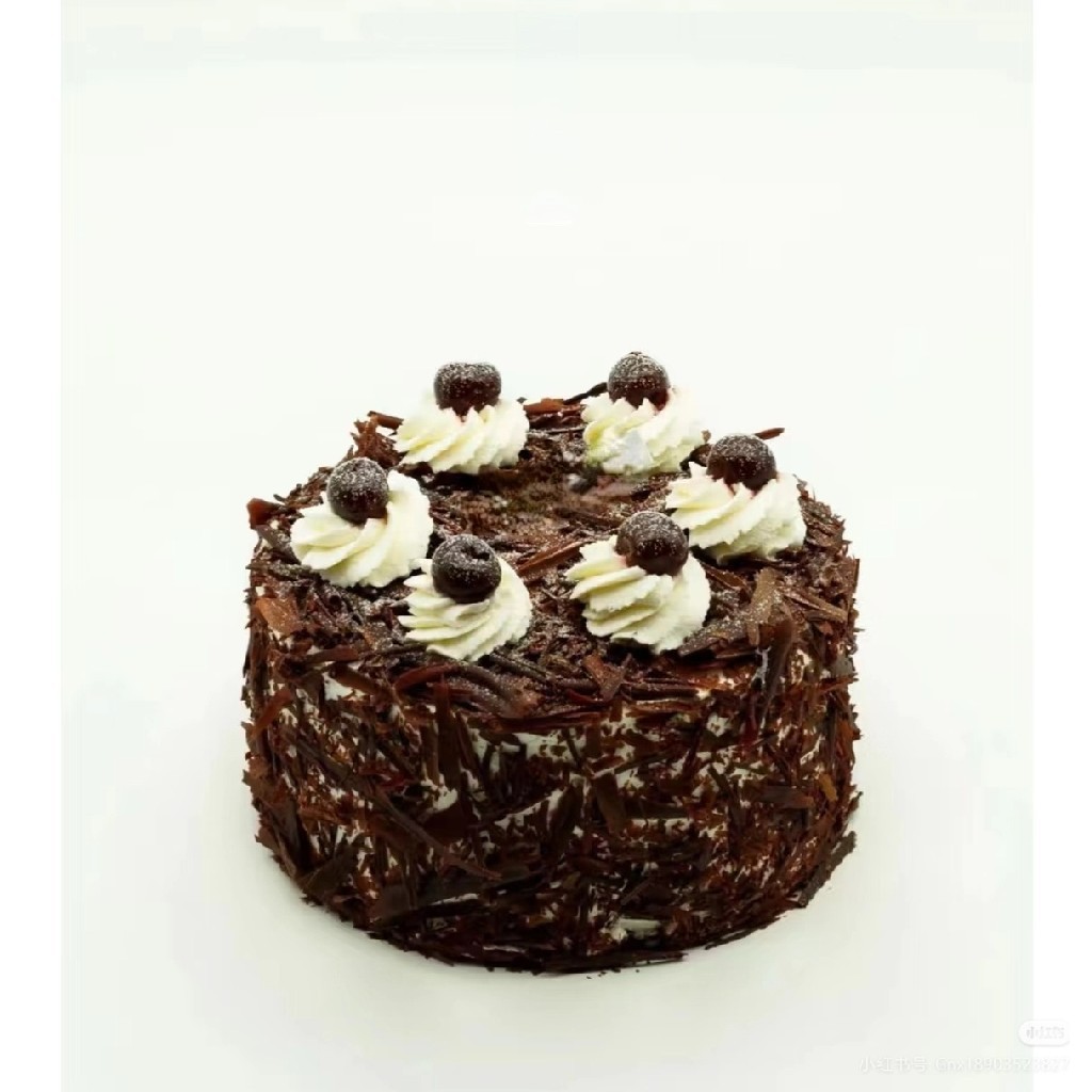 经典黑森林蛋糕