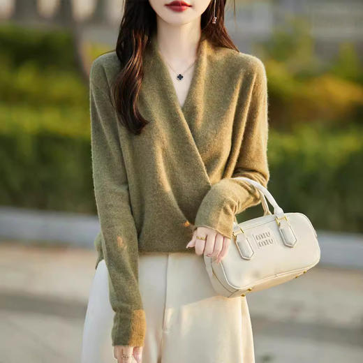 丁摩 秋冬100%羊毛衫女交叉领毛衣打底衫Y2442080 商品图0