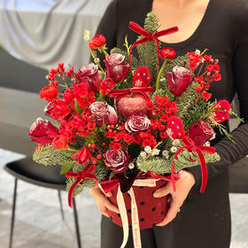 精美圣诞鲜花抱抱桶