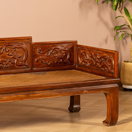 清代	红木雕螭龙灵芝三围罗汉床 商品图1