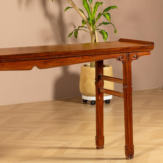 二十世纪	黄花梨独板壸门牙板插肩榫翘头案 商品图3