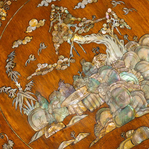 清	红木嵌螺钿花卉人物圆形呈盘 商品图2