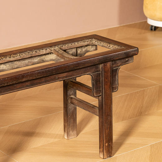 清早期	黄花梨夹头榫刀牙板春凳（一对） 商品图3