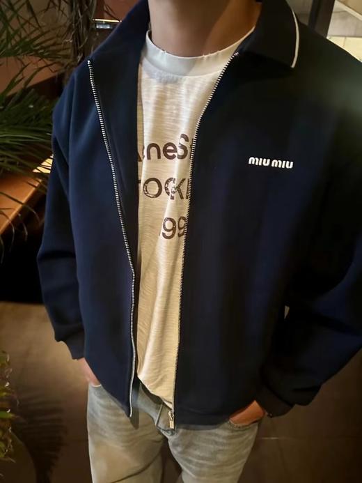 D120803珠地徽标字母Logo刺绣海军蓝夹克外套 商品图8