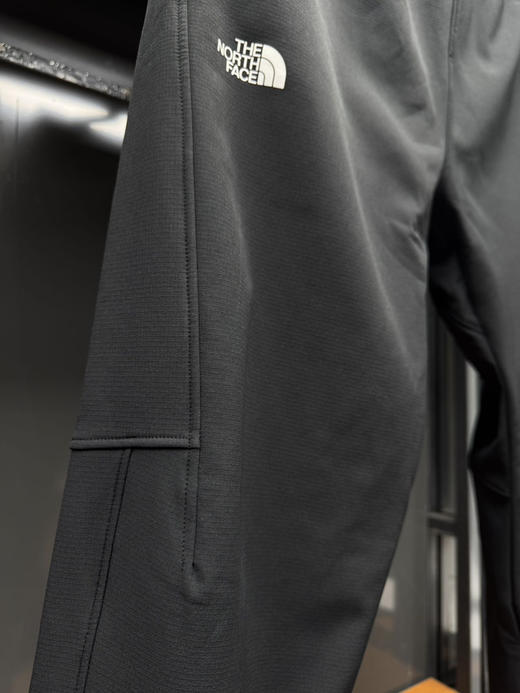 原单正品 THE NORTH FACE北面巅峰系列加绒软壳裤
尺码：M L XL XXL 商品图2