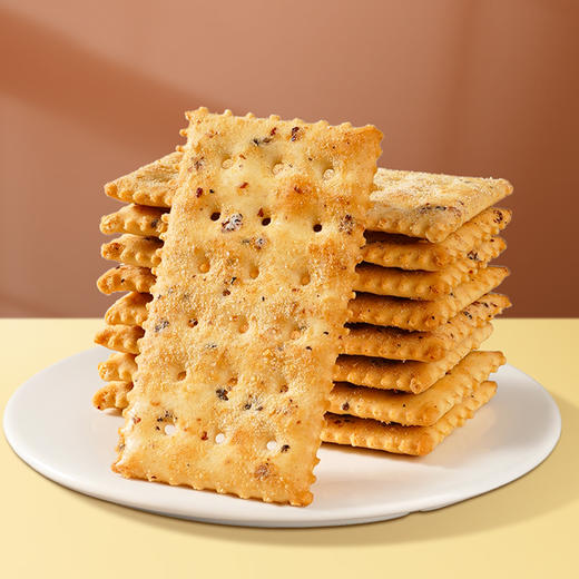 黑松露火腿苏打饼干 ， 入口就是黑松露的香，咸香酥脆，营养饱腹轻负担！ 商品图6