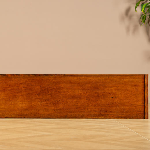 二十世纪	黄花梨独板壸门牙板插肩榫翘头案 商品图1