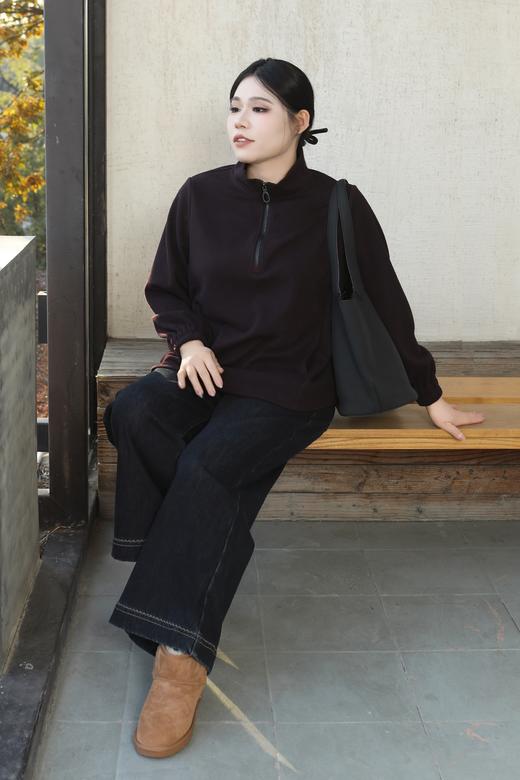 现货速发！【💜酱紫休闲套装】一穿即瘦，拉链半高领+直筒神裤，松紧袖口防风 & 上衣松紧下摆可调节，休闲显瘦两件套，可单拍可成套~可内搭，可外穿。适合10度~十几度温度，再冷要加外套 商品图4