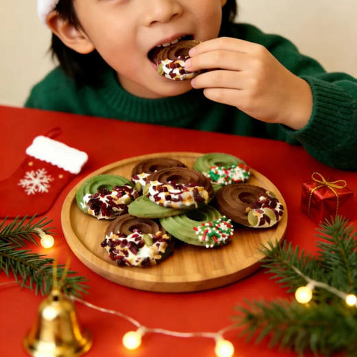 【圣诞花环曲奇】圣诞装饰颜值爆表  安佳黄油加上蔓越莓&坚果点缀  颜值口感性价比都在线 商品图1