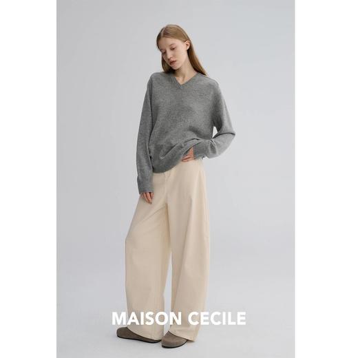 MAISON CECILE 两色|复古灯芯绒肌理感保暖实穿松弛显瘦弧形镰刀裤 商品图4