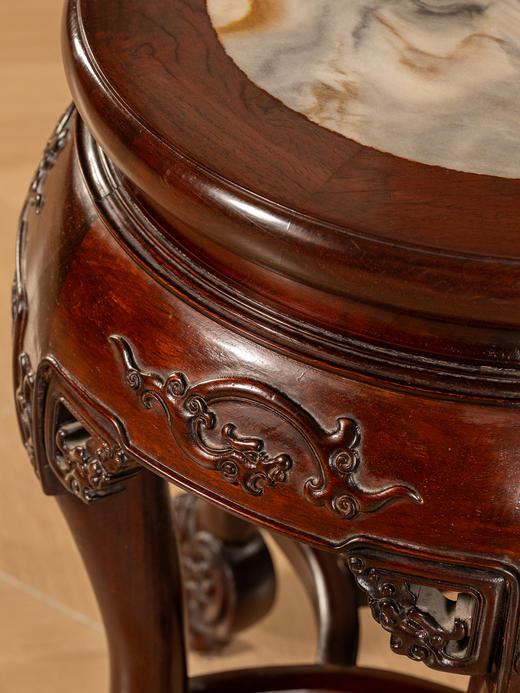 二十世纪	红木镶云石螭龙纹三弯腿五足圆凳（一对） 商品图3