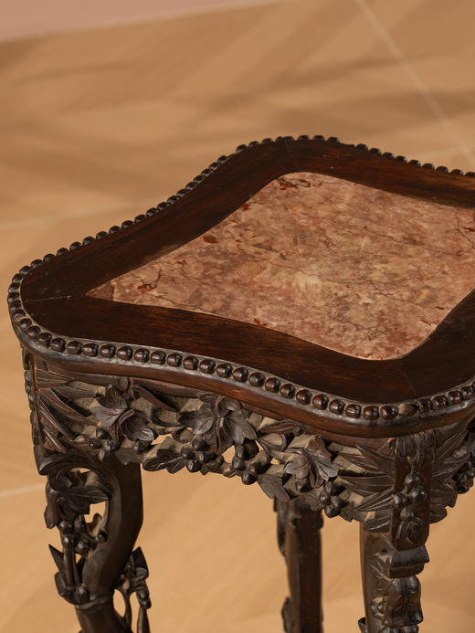 清	红木镶云石透雕葡萄竹枝纹四足香几 商品图2