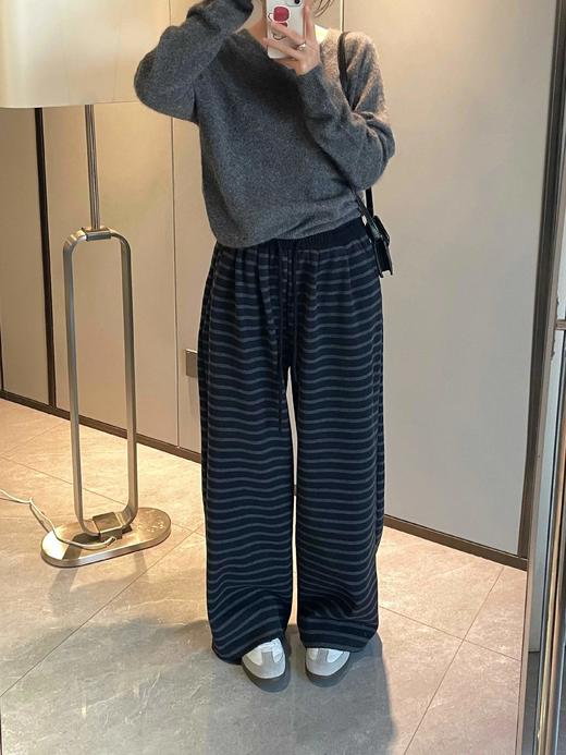 D120832休闲舒适风格高腰抽绳设计竖条纹的宽松阔腿裤 商品图3