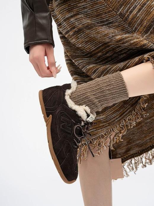 【首发立减10元】2025新款秋冬女款平底德训鞋 羊毛内里加绒 保暖百搭美拉德秋冬休闲鞋通勤运动两不误【鸳鸯鞋带】 商品图14