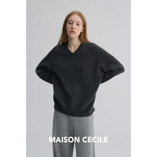 MAISON CECILE三色|高克重全羊绒V领宽松松弛感毛衣 商品图4