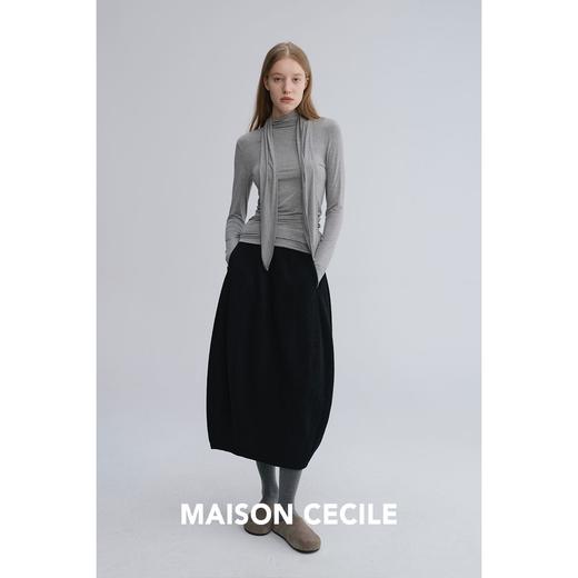 MAISON CECILE 两色|设计感花瓣飘带优雅随性修身显瘦高领打底上衣 商品图3