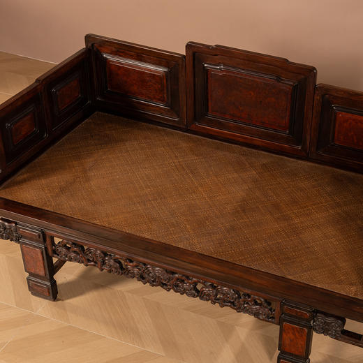 清	红木镶瘿木灵芝纹七屏式罗汉床 商品图2