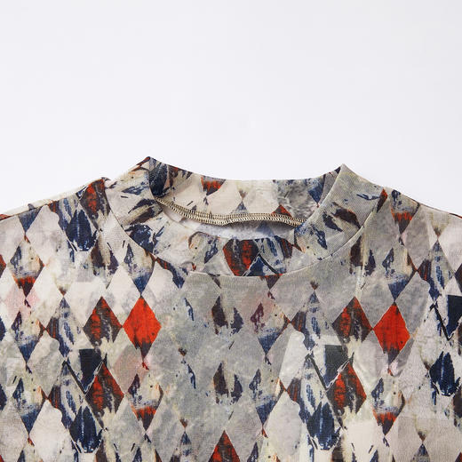 谜底印花弹力打底衫T恤长袖2026春季新品亲肤柔软修身女261MT0002 商品图3