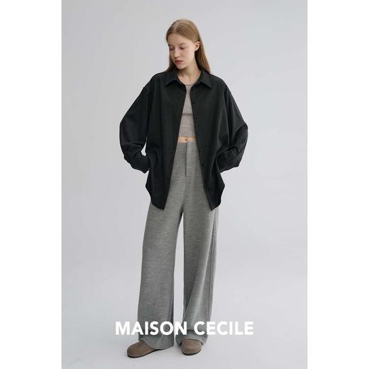 MAISON CECILE 秋冬极简静奢精纺羊毛加厚松弛感随性气质翻领衬衫 商品图4