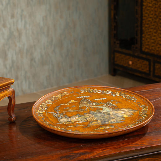 清	红木嵌螺钿花卉人物圆形呈盘 商品图1