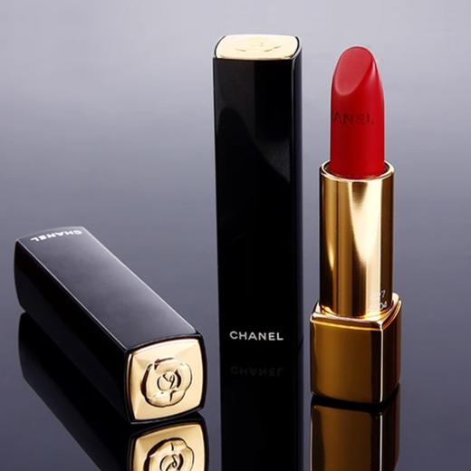 【限时特惠】CHANEL 香奈儿魅力丝绒口红3.5g【#51 暖茶棕色，#57 枫叶红橘，#58 复古红棕，#63 玫瑰粉豆沙，#211 红茶色】 香港直邮 商品图7