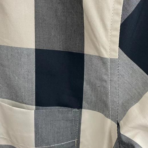 D120863休闲百搭定位裁剪深色大格子长袖衬衫 商品图6