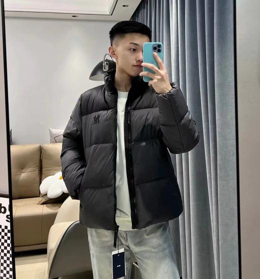 D120865刺绣小logo图案宽松拉链长袖几何图案灰黑拼色立领羽绒服 商品图12