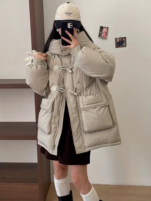 高颜值又保暖【卉遇&中长款木头扣羽绒服HY-26】90白鸭绒填充  商品图2