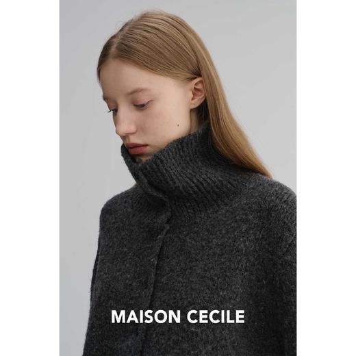 MAISON CECILE 定纺限量羊毛混纺软糯绒感松弛立领慵懒感毛衣开衫 商品图1