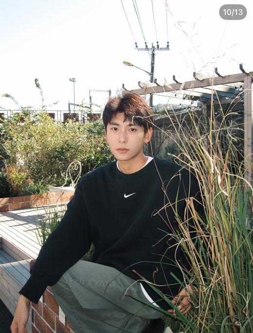 二店k 基础款的好穿就是百搭穿不腻！ √2025新品 秋冬加绒保暖圆领卫衣 商品图5