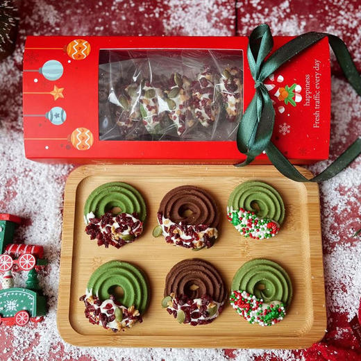 【圣诞花环曲奇】圣诞装饰颜值爆表  安佳黄油加上蔓越莓&坚果点缀  颜值口感性价比都在线 商品图2