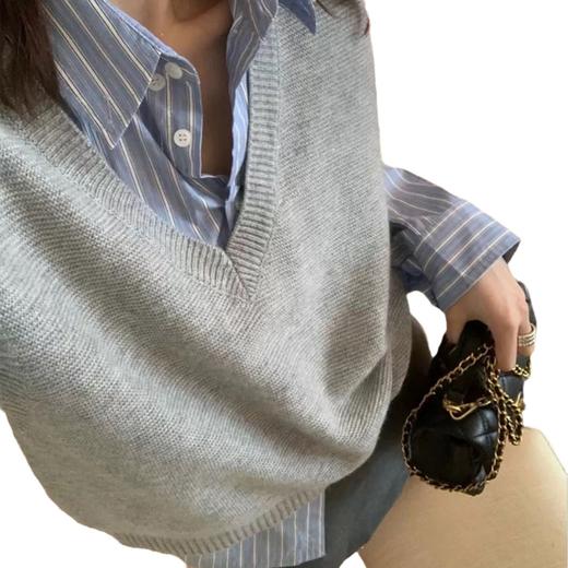 丁摩 春秋季新款气质精纺羊毛V领马甲显瘦女士针织无袖背心坎肩5ZF-20730 商品图4