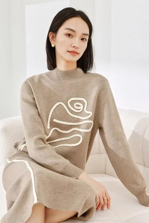 VIMLY/梵希蔓 时尚绣花针织上衣+半裙套装 21681 商品图1