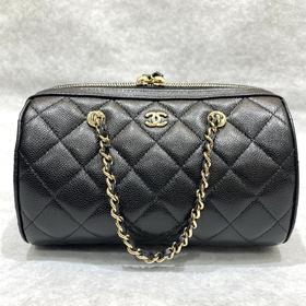 女款菱格金扣粒紋小牛皮單肩手提包he025