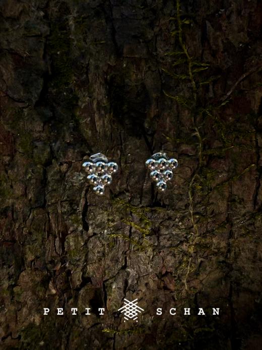 【满2480赠品，和田玉系列除外，无需加购和拍下】六六大顺 925银圆珠耳钉 商品图1