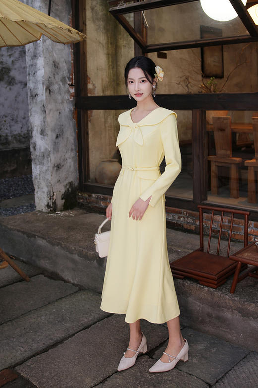 逸红颜明月优选#温婉新中式古董裙「瓷梦」淑女灵动蝴蝶结领，收腰显瘦微鱼尾 商品图3