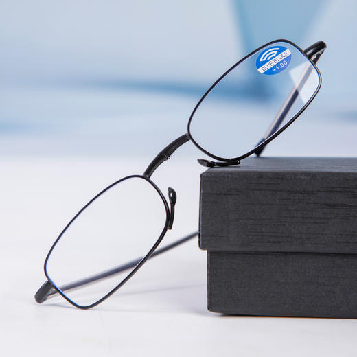 骊佳 可折叠可伸缩天线老花眼镜 防蓝光辐射护目镜 折叠小巧 随身便携 2118款 商品图3