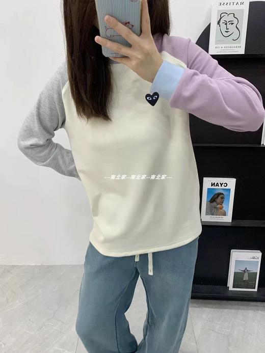 D120856日系休闲风拼色插肩袖德绒膨胀卫衣 商品图7