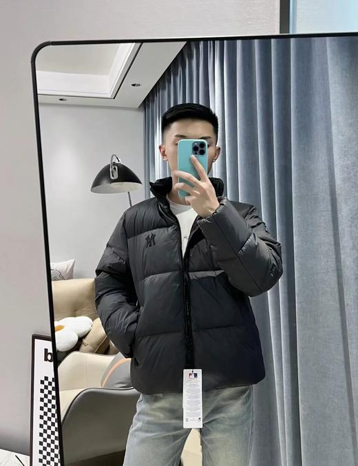 D120865刺绣小logo图案宽松拉链长袖几何图案灰黑拼色立领羽绒服 商品图10