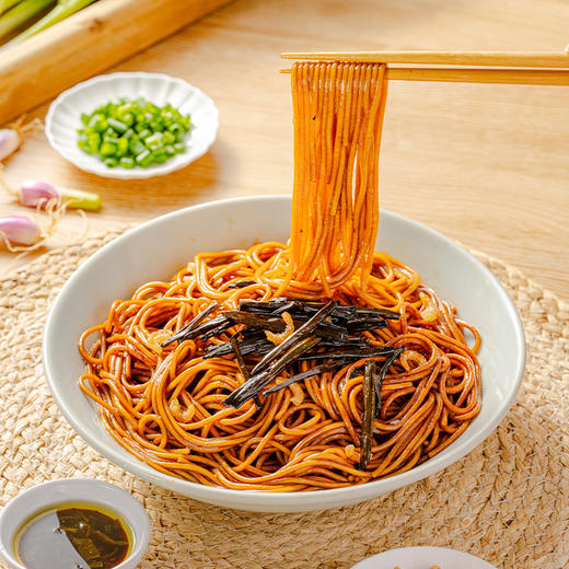 良工坊开洋葱油拌面130g 商品图2