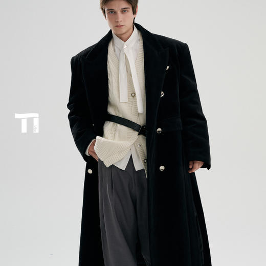 【私人定制-联系小启/小录】启世录TIWILLTANG“绒域玥铄”理性温存廓形微光暖雾棱角凛绒大衣 商品图1
