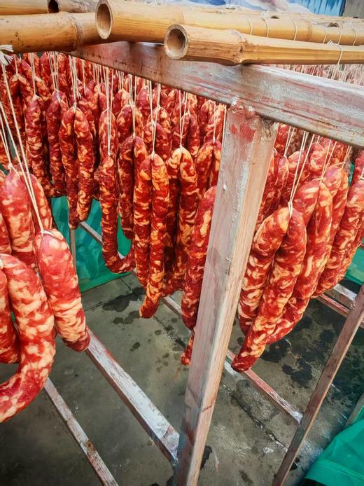 【预售】周五取货：【刘姥爷香肠】一袋450克，纯手工土黑猪肉香肠！现订现做！肥瘦均匀，日晒风干！ 商品图3
