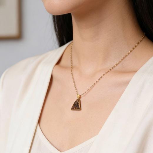 云龙衔香 · 金脉绕鳞丨天然芽庄白奇楠包金吊坠 沉水级 SP10544 商品图1