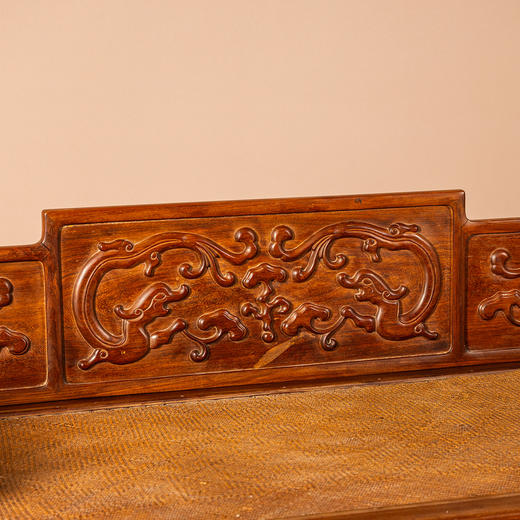 清代	红木雕螭龙灵芝三围罗汉床 商品图3