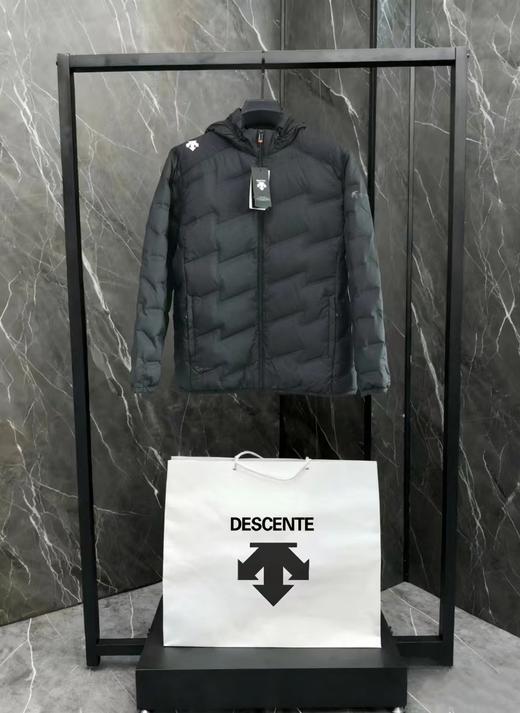 D120823冬新款防风防水连帽轻薄羽绒服男女同款 商品图4