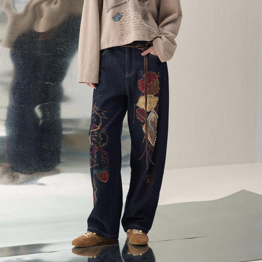 谜底香蕉裤长裤2026年春季新品显腿长贴布绣花牛仔裤女261MJ0018 商品图0