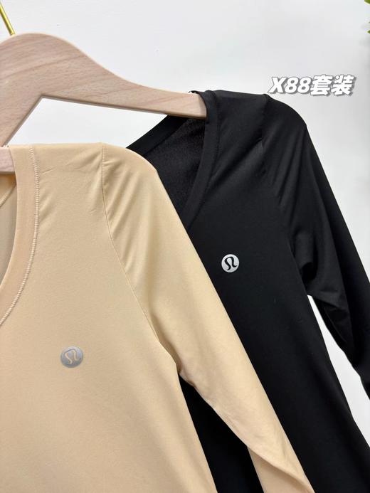 D120830新款轻便无痕蓄热玻尿酸保暖内衣套装女 商品图9