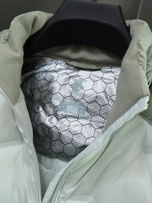 D120823冬新款防风防水连帽轻薄羽绒服男女同款 商品图10