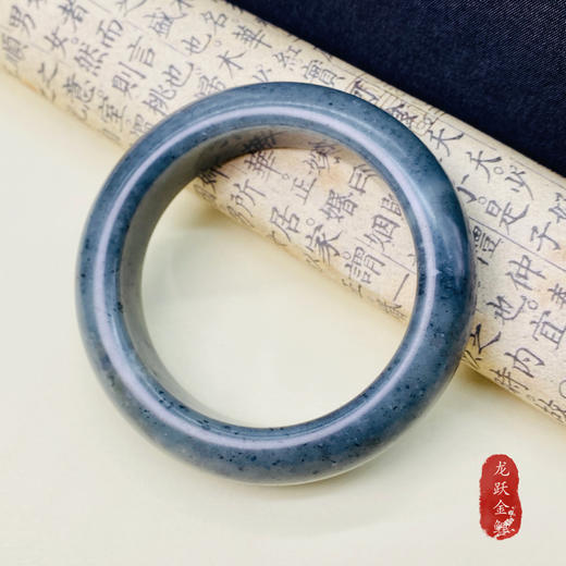 和田玉青花手镯；57-58# 商品图0